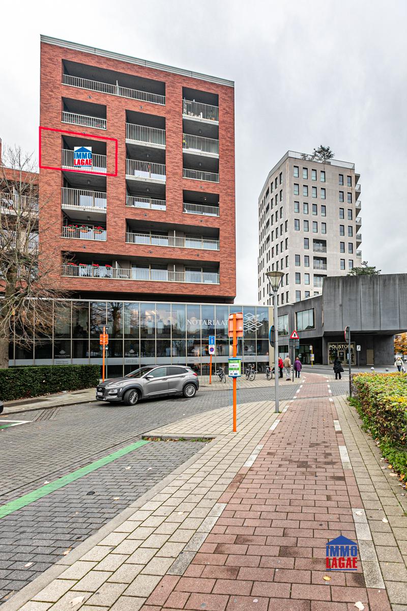 Flat met parkeerplaats en in volle centrum Kortrijk